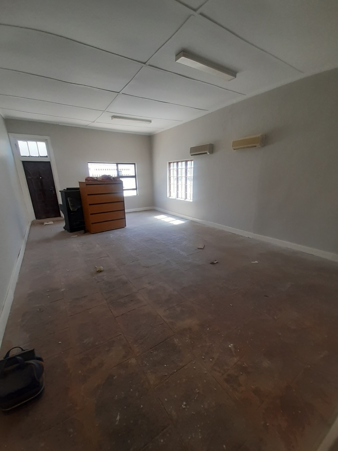 2 Bedroom Property for Sale in Kimberley Central Northern Cape